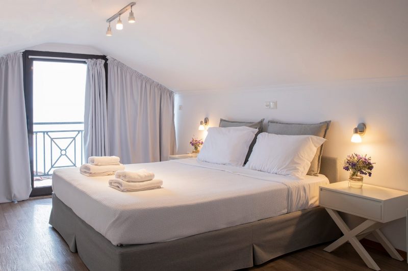 Studio with Sea View