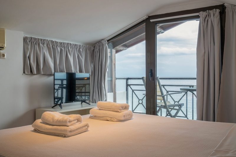 Studio with Sea View