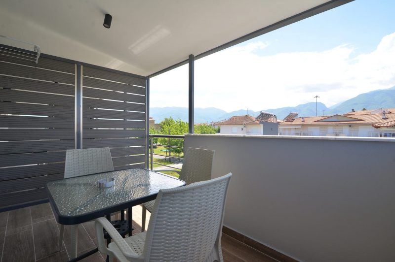 Studio with Balcony